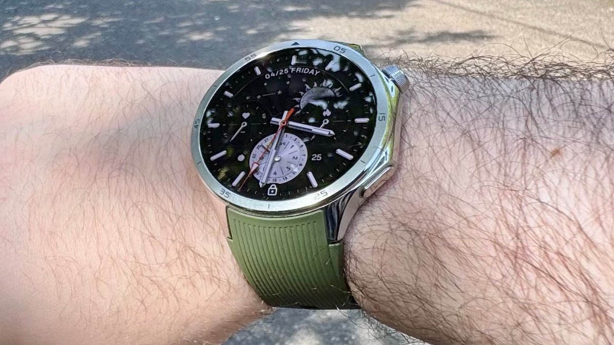OnePlus Watch 3: Sleek Looks, Stellar Battery, and a Few Fitness Fumbles